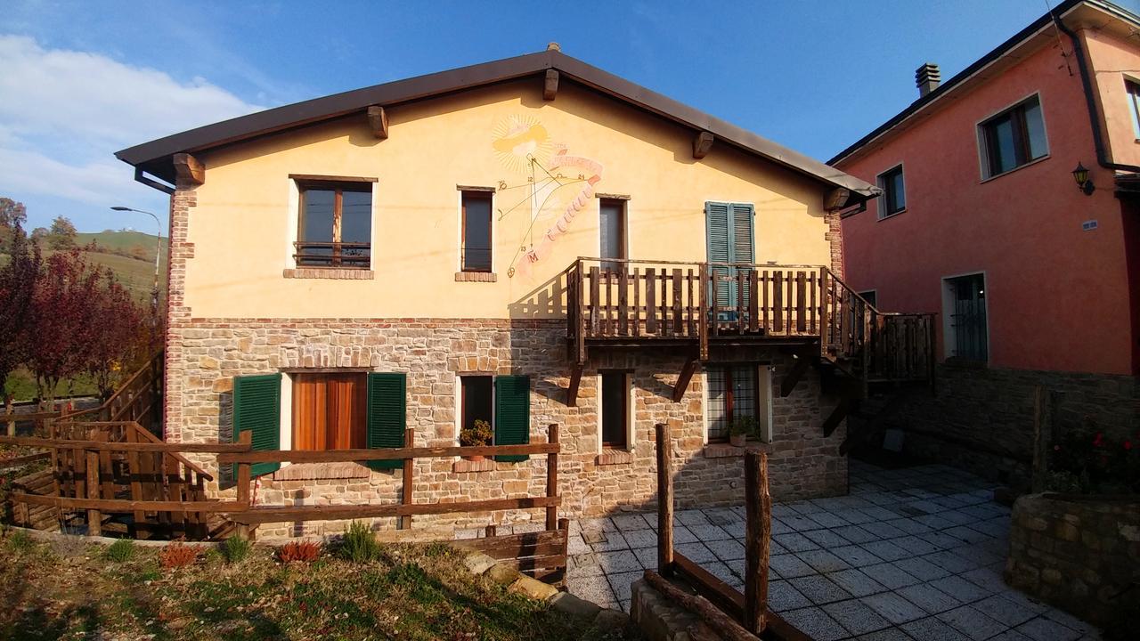 Agriturismo Di Sordiglio Casina エクステリア 写真